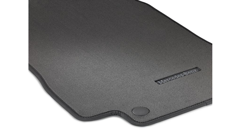 Tappetini in velluto CLASSIC, set da 4 pezzi, Classe S, grigio magma, A22368010077Q17 Tappetini in velluto CLASSIC, set da 4 pezzi, Classe S, grigio magma, A22368010077Q17
