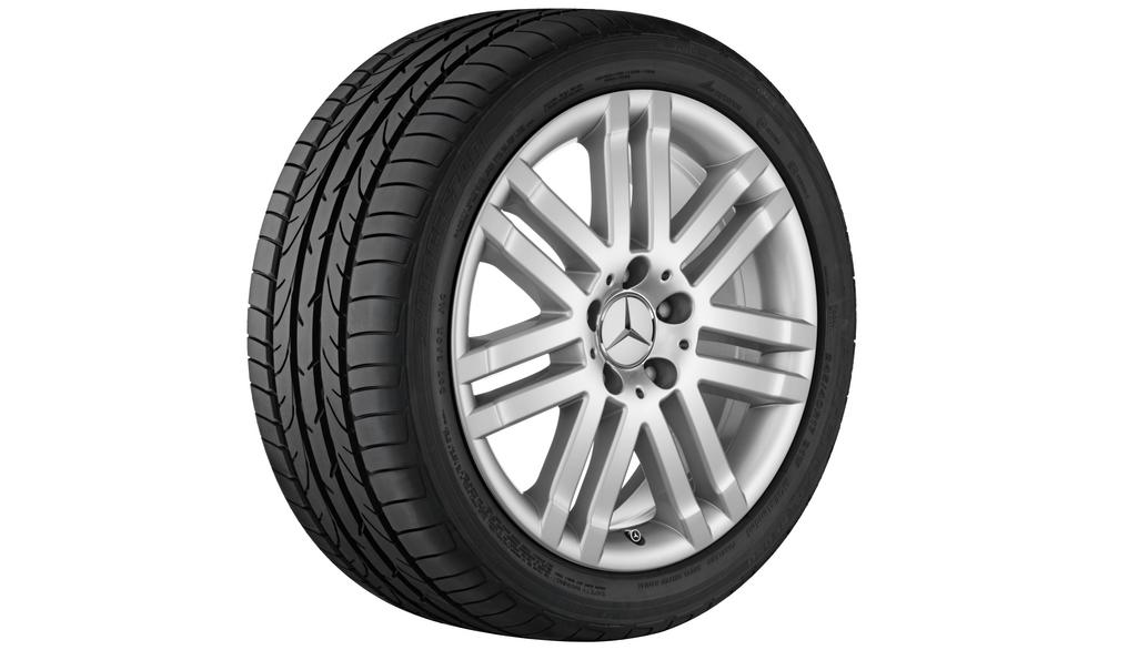 Cerchio a 7 doppie razze, 43,2 cm (17 pollici), Classe C, 225/45 R17/, argento titanio, A20440105029765 Cerchio a 7 doppie razze, 43,2 cm (17 pollici), Classe C, 225/45 R17/, argento titanio, A20440105029765