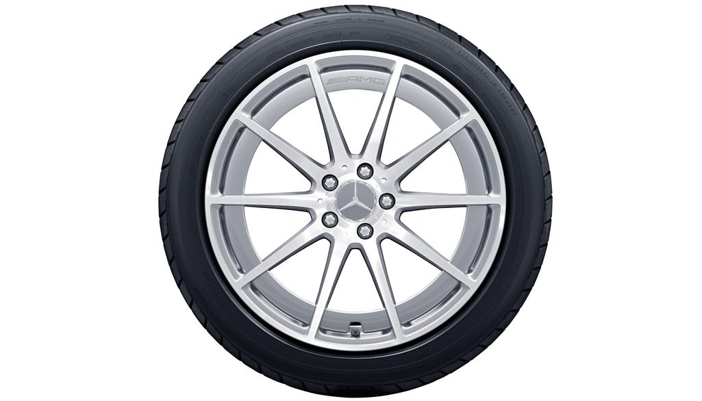 Cerchio forgiato AMG a 10 razze, 48,3 cm (19 pollici), AMG GT, 285/40 R19/, argento vanadio, A29040101007X45 Cerchio forgiato AMG a 10 razze, 48,3 cm (19 pollici), AMG GT, 285/40 R19/, argento vanadio, A29040101007X45