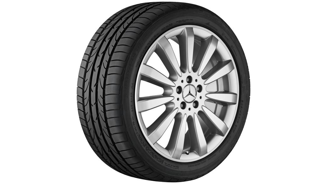 Cerchio a 11 razze, 50,8 cm (20 pollici), Maybach, 275/45 R20/, argento titanio, B66470148 Cerchio a 11 razze, 50,8 cm (20 pollici), Maybach, 275/45 R20/, argento titanio, B66470148