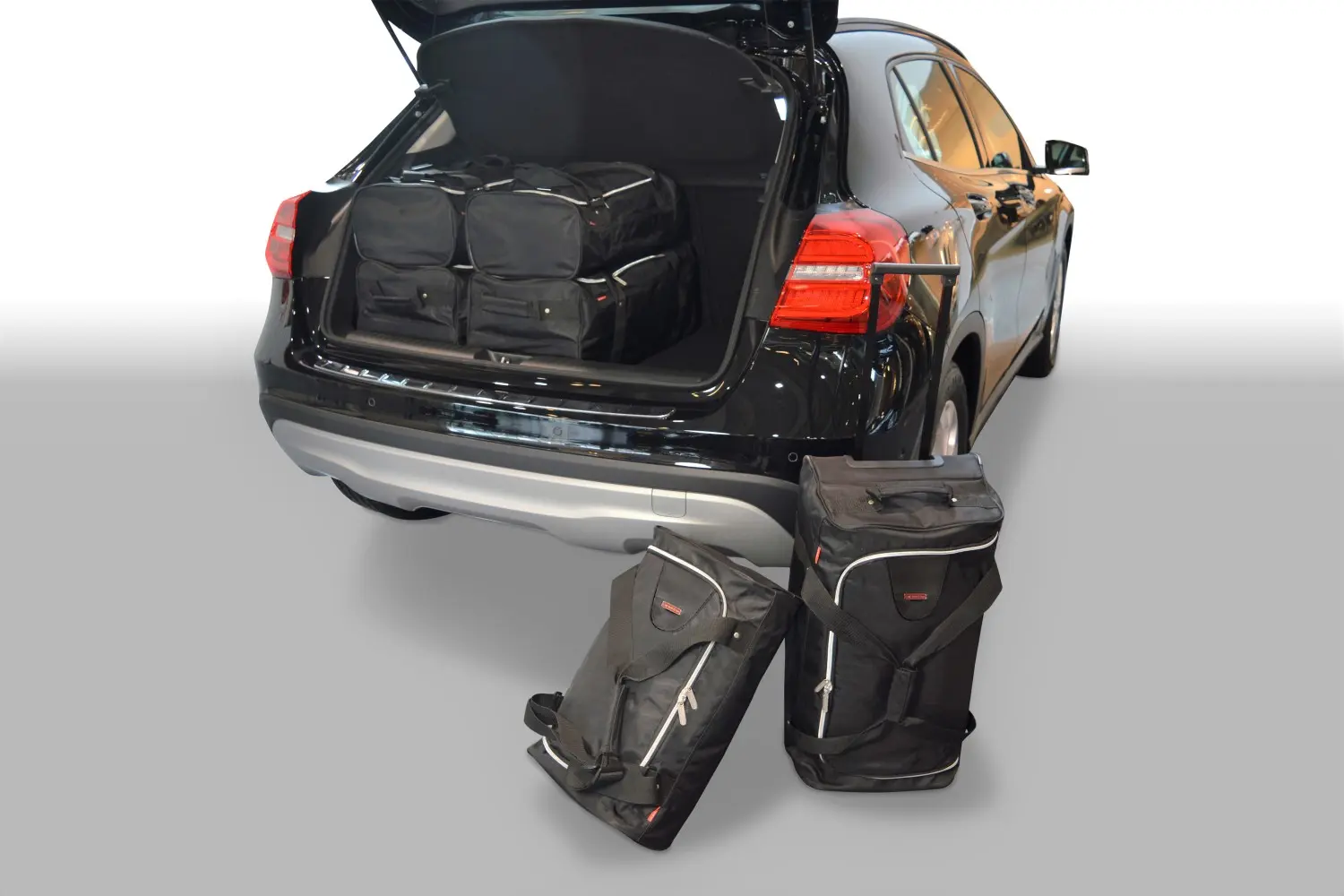 Travel bag set suitable for Mercedes-Benz GLA (X156) 2014-2020, A-Class, black, CB-M21401S