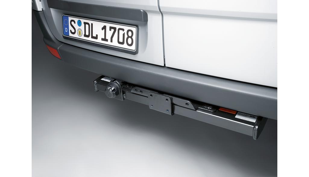 Towing hitch, cross member, for model flatbed and chassis with cab A1-A3, 3.0 t and 3.5 t, Sprinter, B66560893 Towing hitch, cross member, for model flatbed and chassis with cab A1-A3, 3.0 t and 3.5 t, Sprinter, B66560893