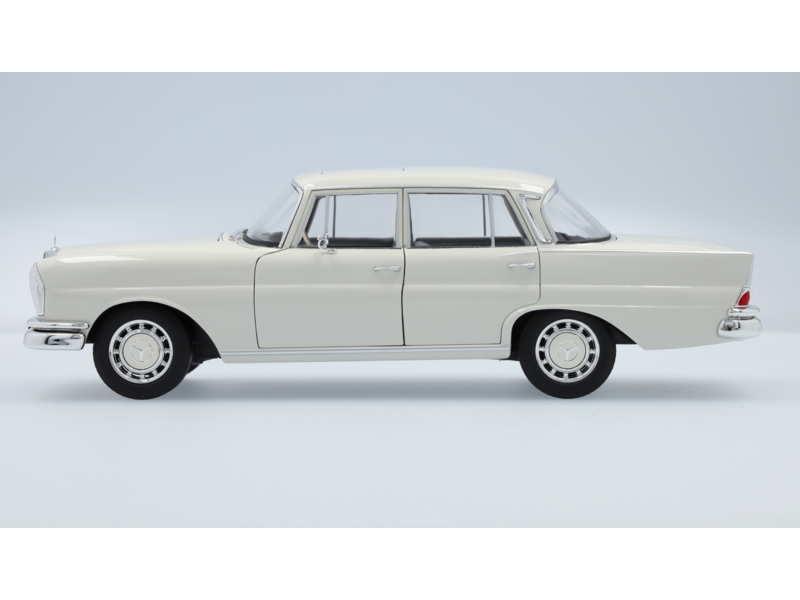 220 S W 111 (1959-1965), weiß, B66041218