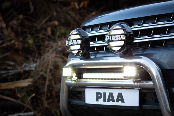 PIAA Quad Edge Cube Light, Sprinter/ G-Class/Vito, D4x4-PIAACUBEKIT.XYZ.1000