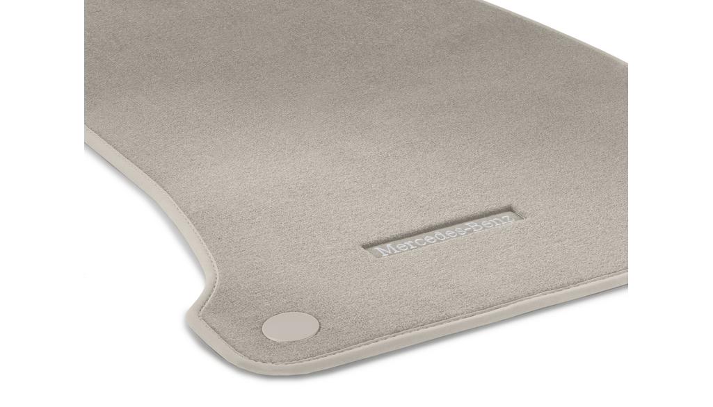 CLASSIC velours matten, set, 4-delig, alleen in combinatie met code 223, EQS, macchiato beige, A29768002088U20 CLASSIC velours matten, set, 4-delig, alleen in combinatie met code 223, EQS, macchiato beige, A29768002088U20