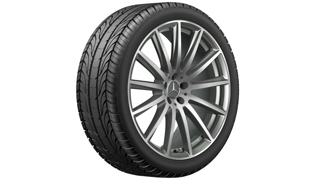 AMG-dubbelspaaksvelg, 55,9 cm (22 inch), hoogglans, GLS, 325/40 R22/, titaniumgrijs, A16740176007X21 AMG-dubbelspaaksvelg, 55,9 cm (22 inch), hoogglans, GLS, 325/40 R22/, titaniumgrijs, A16740176007X21