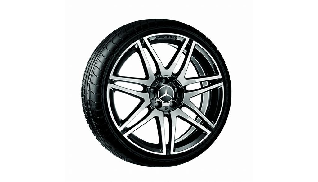 Cerchio AMG a 7 doppie razze, 48,3 cm (19 pollici), lucido, Classe E, 235/35 R19/, nero, A21240119007X23