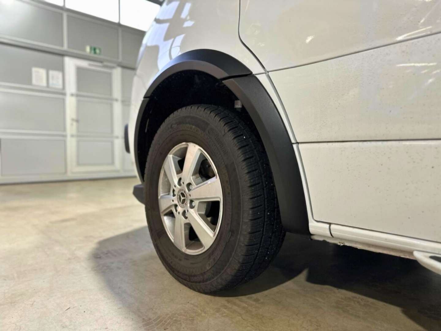 Kotflügelverbreiterung für Sprinter 907 und 910, für teilintegrierte Fahrzeuge, VS-907_88_701_3_V