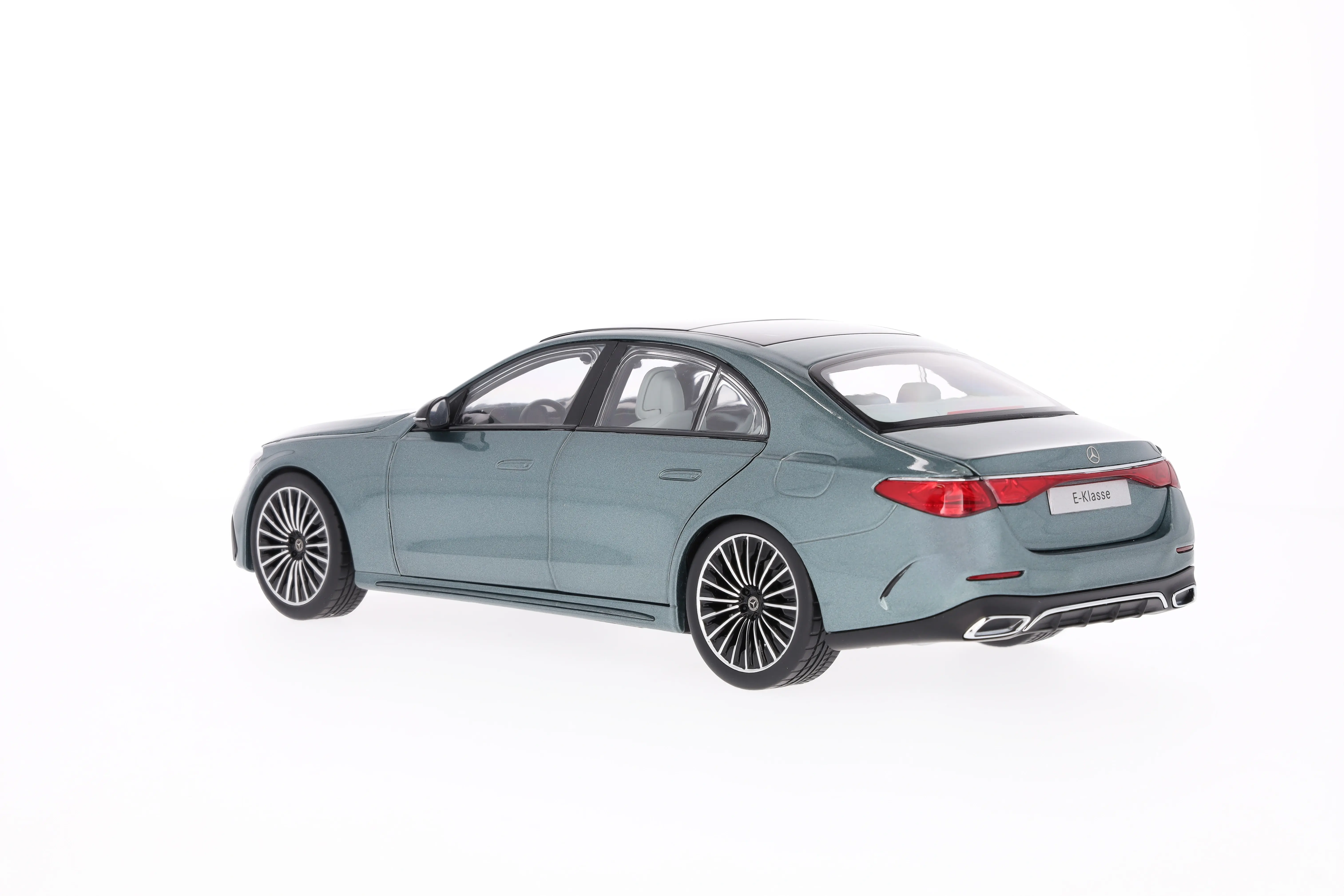 Modellauto: E-Klasse, Limousine, AMG Line, W214, verdesilber, iScale, 1:18, B66961118