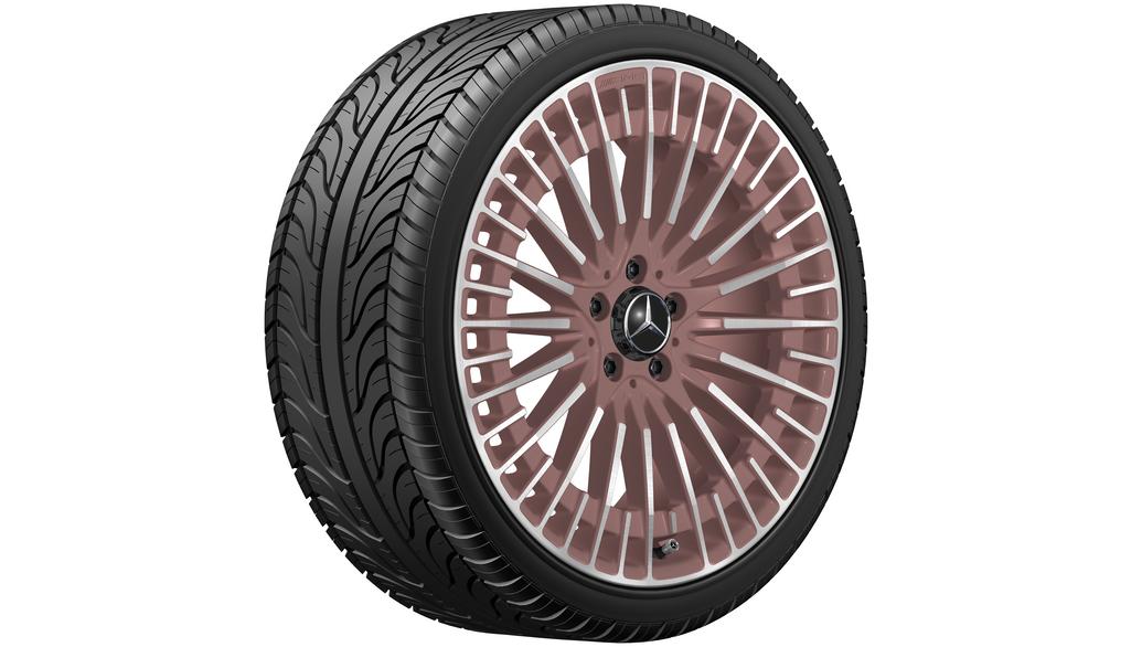 AMG-multispaaksvelg, 50,8 cm (20 inch), gelakt, EQB/ EQA, 235/45 R20/, koperkleurig, A24340106008X86 AMG-multispaaksvelg, 50,8 cm (20 inch), gelakt, EQB/ EQA, 235/45 R20/, koperkleurig, A24340106008X86