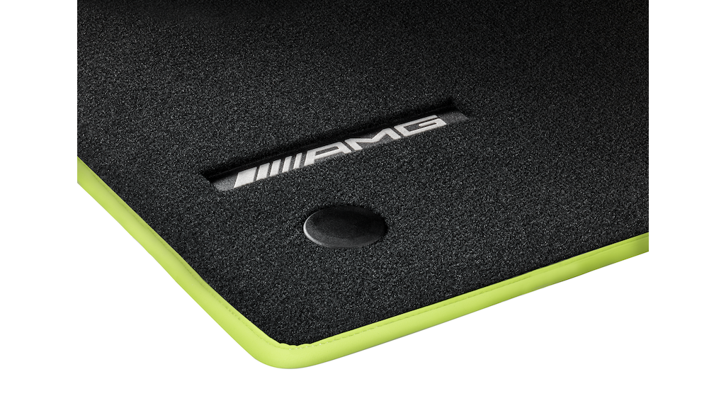 Tappetini AMG in velours, set, 3 pezzi, con logo AMG, CLA, nero, A17468083006C83 Tappetini AMG in velours, set, 3 pezzi, con logo AMG, CLA, nero, A17468083006C83