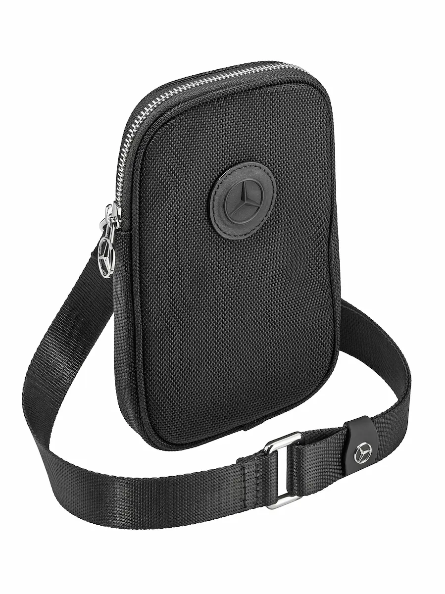 Cell phone case, black, polyamide (recycled) / polyester (recycled), B67960035