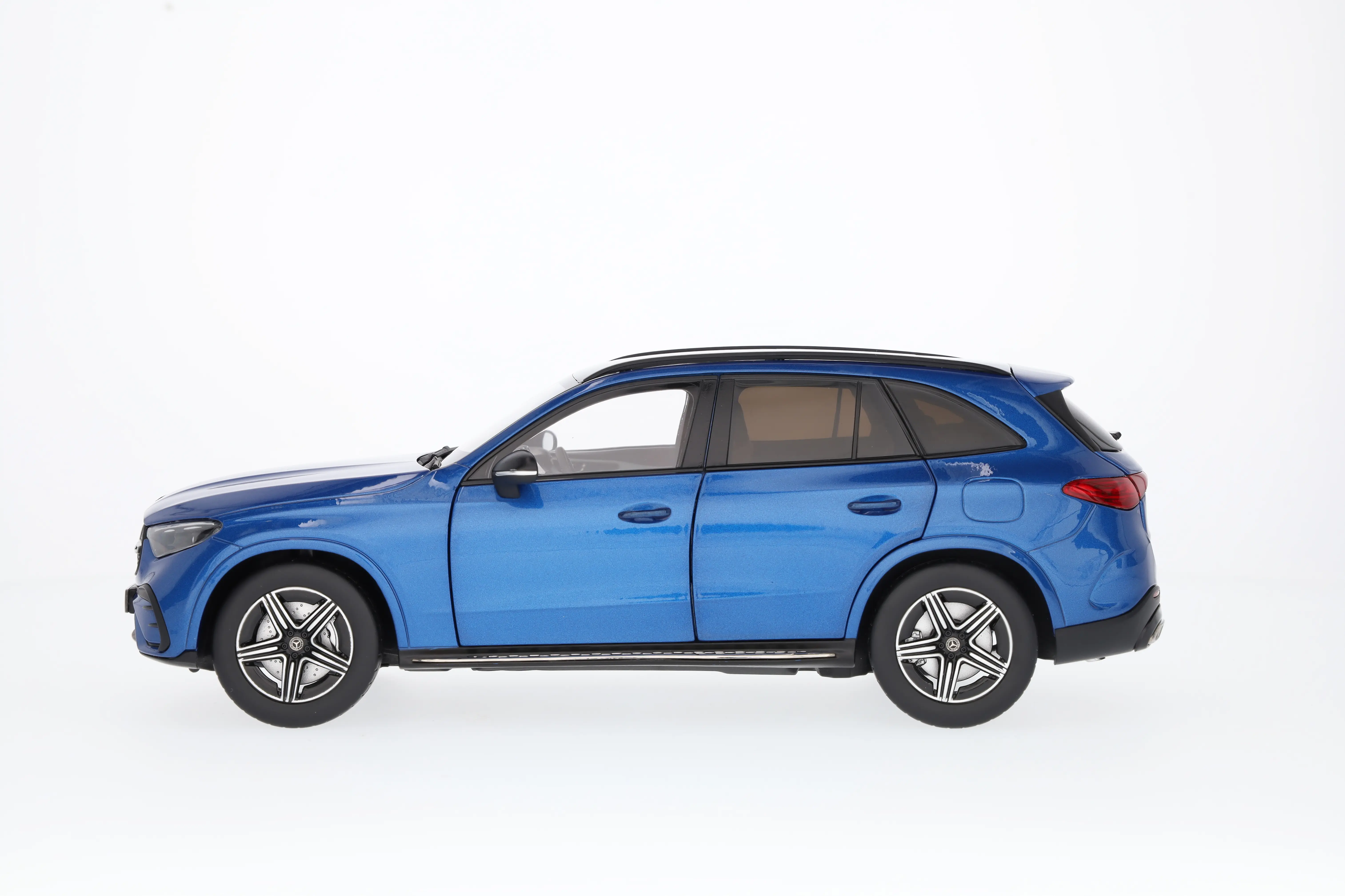GLC, AMG Line, X254, spektralblau, B66960647