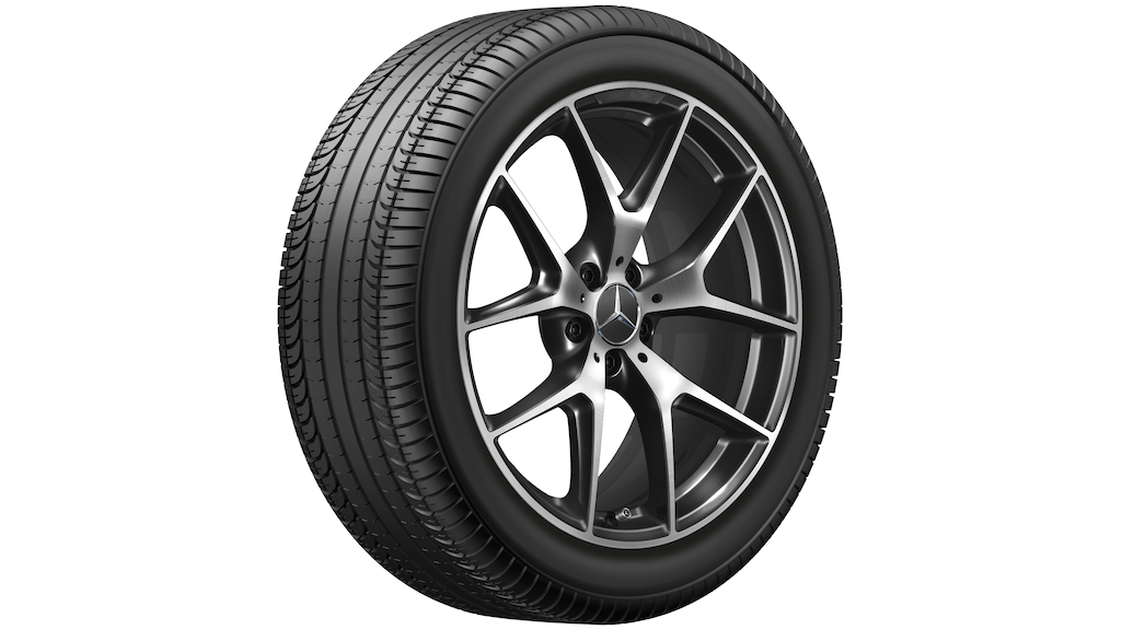 AMG Kreuzspeichen-Rad Glanzgedreht Schwarz