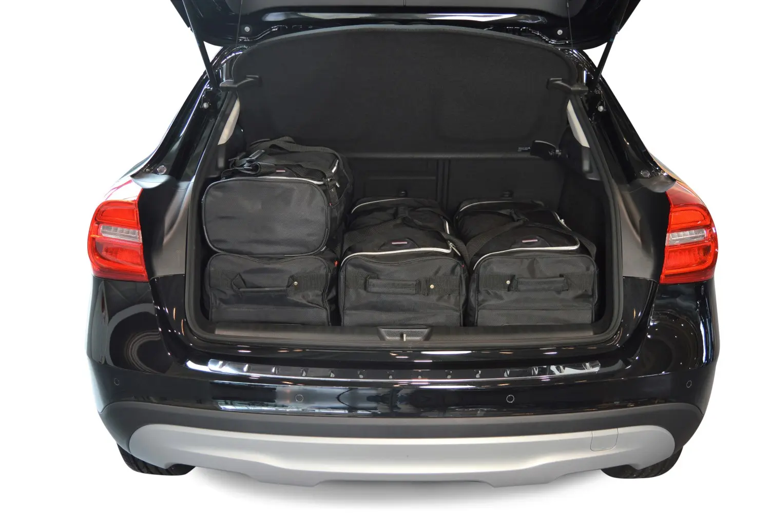 Travel bag set suitable for Mercedes-Benz GLA (X156) 2014-2020, A-Class, black, CB-M21401S