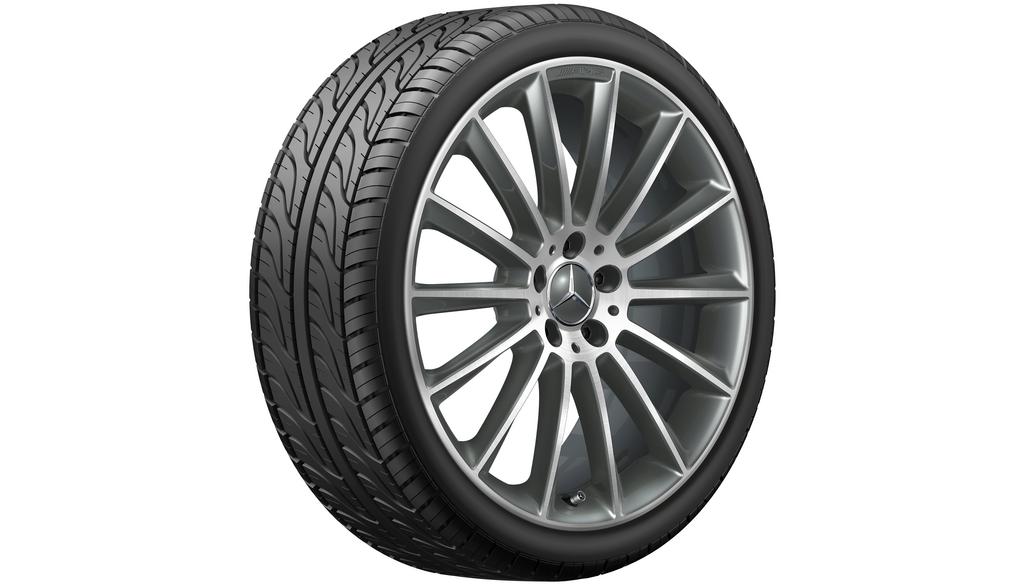 Cerchio multirazze AMG, 50,8 cm (20 pollici), lucido, Classe E, 245/35 R20/, grigio titanio, A21340122007X21 Cerchio multirazze AMG, 50,8 cm (20 pollici), lucido, Classe E, 245/35 R20/, grigio titanio, A21340122007X21