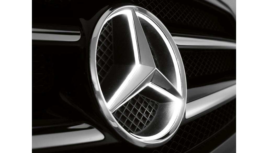 Stella Mercedes illuminata, elemento decorativo, Classe E, cromo, A2138179800 Stella Mercedes illuminata, elemento decorativo, Classe E, cromo, A2138179800