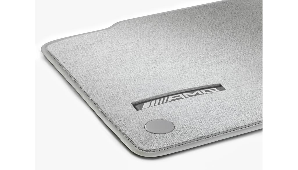 Tappetini in velluto AMG, set, 4 pezzi, EQS, bianco digitale, A29768036061D57 Tappetini in velluto AMG, set, 4 pezzi, EQS, bianco digitale, A29768036061D57
