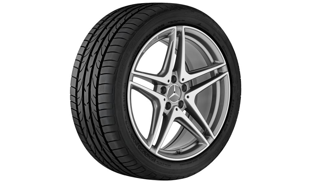 Cerchio AMG a 5 doppie razze, 48,3 cm (19 pollici), lucido, Classe C, 255/35 R19/, grigio titanio, A20540162007X21 Cerchio AMG a 5 doppie razze, 48,3 cm (19 pollici), lucido, Classe C, 255/35 R19/, grigio titanio, A20540162007X21