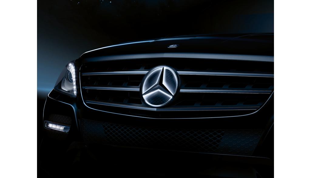 Mercedes star illuminated, decorative part, (e.g. S-Class/ CLA/ B-Class), chrome, A1668177500