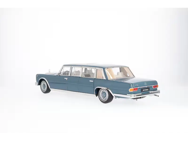 600 Pullmann W 100 (1963-1981), blau, B66040707