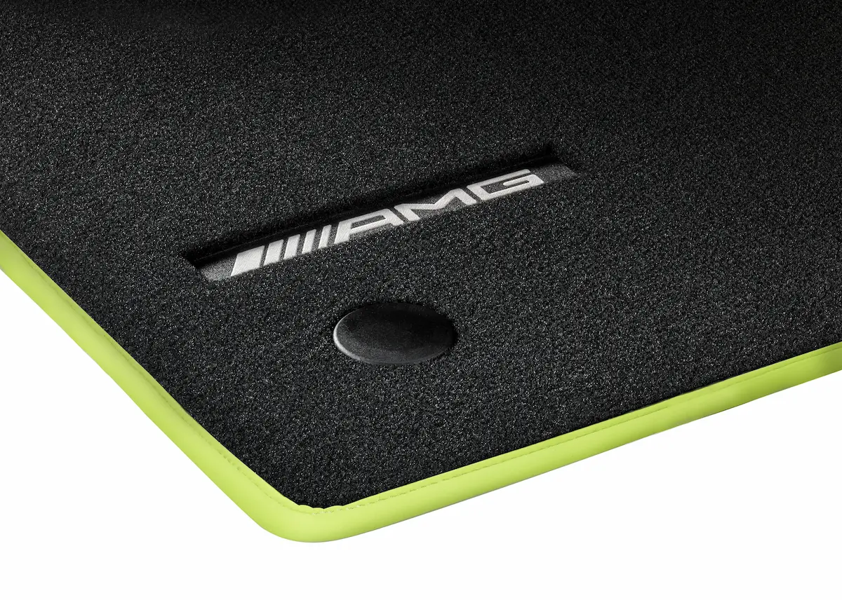 AMG Veloursmatten, Satz, 4-teilig, mit AMG Weblogo, LL, schwarz, Einfassung energygreen, A17868028006C83 AMG Veloursmatten, Satz, 4-teilig, mit AMG Weblogo, LL, schwarz, Einfassung energygreen, A17868028006C83