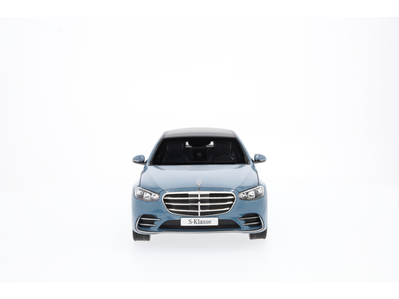 S-Class, Sedan long version, V223, vintage blue, B66960828 S-Class, Sedan long version, V223, vintage blue, B66960828
