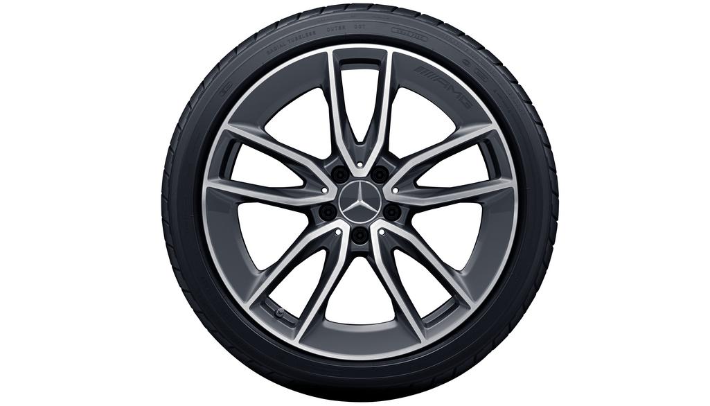 AMG 5-Doppelspeichen-Rad, 48,3 cm (19 Zoll), glanzgedreht, C-Klasse, 225/40 R19/, schwarz, A20540107017X23