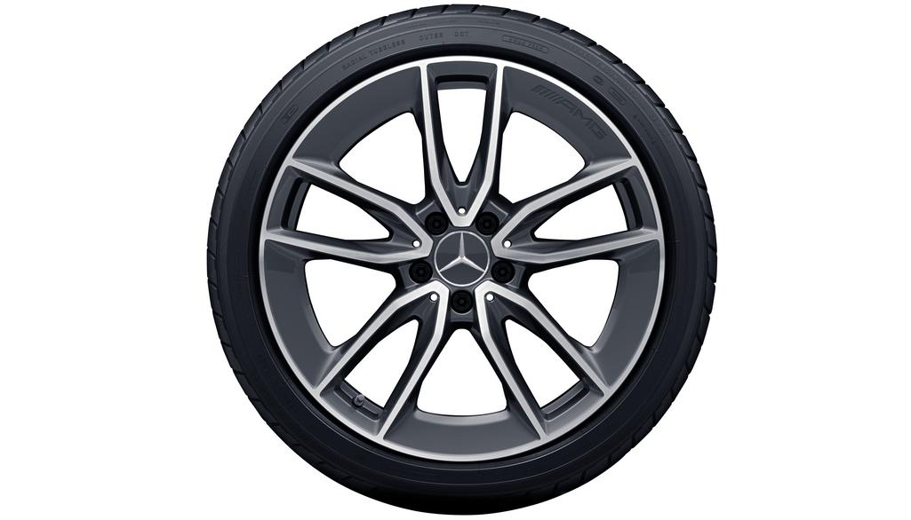 Cerchio AMG a 5 doppie razze, 48,3 cm (19 pollici), lucido, Classe C, 225/40 R19/, nero, A20540107017X23 Cerchio AMG a 5 doppie razze, 48,3 cm (19 pollici), lucido, Classe C, 225/40 R19/, nero, A20540107017X23