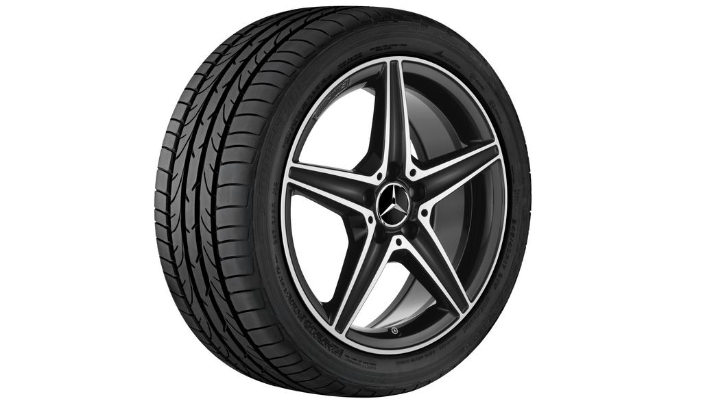 AMG 5-Speichen-Rad, 45,7 cm (18 Zoll), glanzgedreht, C-Klasse, 245/40 R18/, schwarz, A20540112007X23 AMG 5-Speichen-Rad, 45,7 cm (18 Zoll), glanzgedreht, C-Klasse, 245/40 R18/, schwarz, A20540112007X23