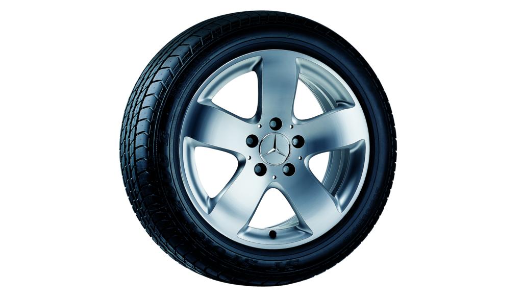 Cerchio a 5 razze, Rucha, 43,2 cm (17 pollici), Classe E, 245/45 R17/, argento titanio, B66474255 Cerchio a 5 razze, Rucha, 43,2 cm (17 pollici), Classe E, 245/45 R17/, argento titanio, B66474255