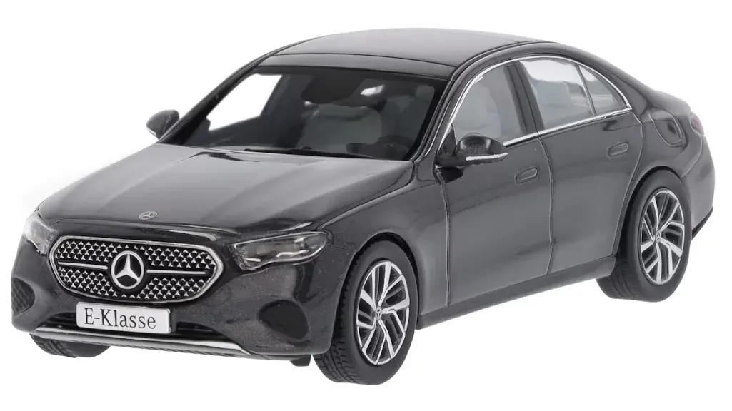 Model car: E-Class, Sedan, AVANTGARDE, W214, B6696111 Model car: E-Class, Sedan, AVANTGARDE, W214, B6696111