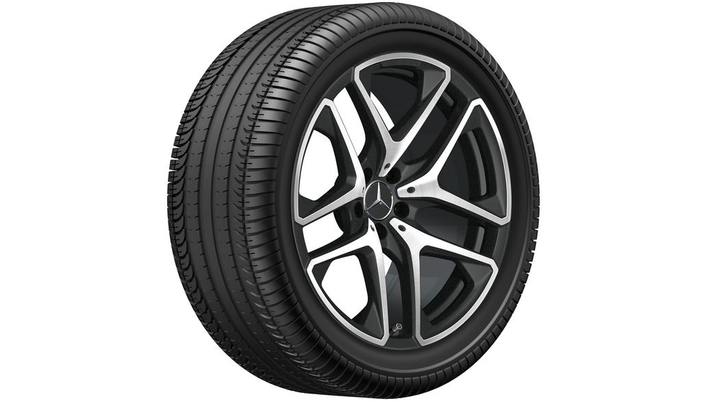 Cerchio AMG a 5 doppie razze, 50,8 cm (20 pollici), lucido, GLC, 295/40 R20/, nero opaco, A25340137007X36 Cerchio AMG a 5 doppie razze, 50,8 cm (20 pollici), lucido, GLC, 295/40 R20/, nero opaco, A25340137007X36
