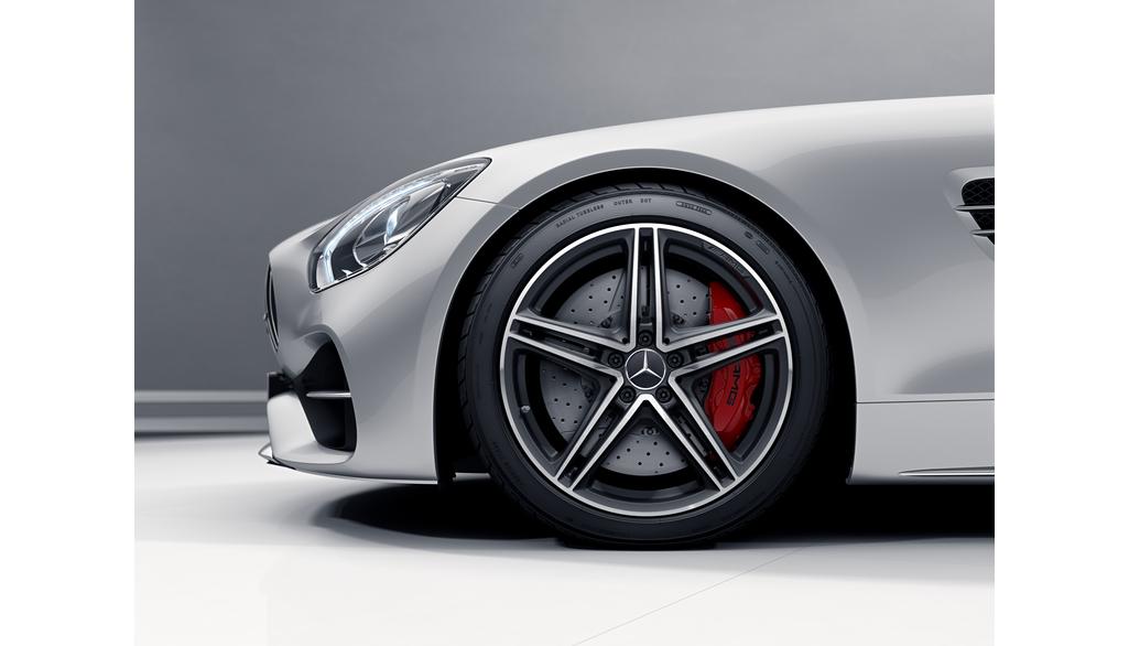 AMG 5-Doppelspeichen-Rad, 50,8 cm (20 Zoll), glanzgedreht, AMG GT, 305/30 R20/, schwarz matt, A19040119007X36 AMG 5-Doppelspeichen-Rad, 50,8 cm (20 Zoll), glanzgedreht, AMG GT, 305/30 R20/, schwarz matt, A19040119007X36
