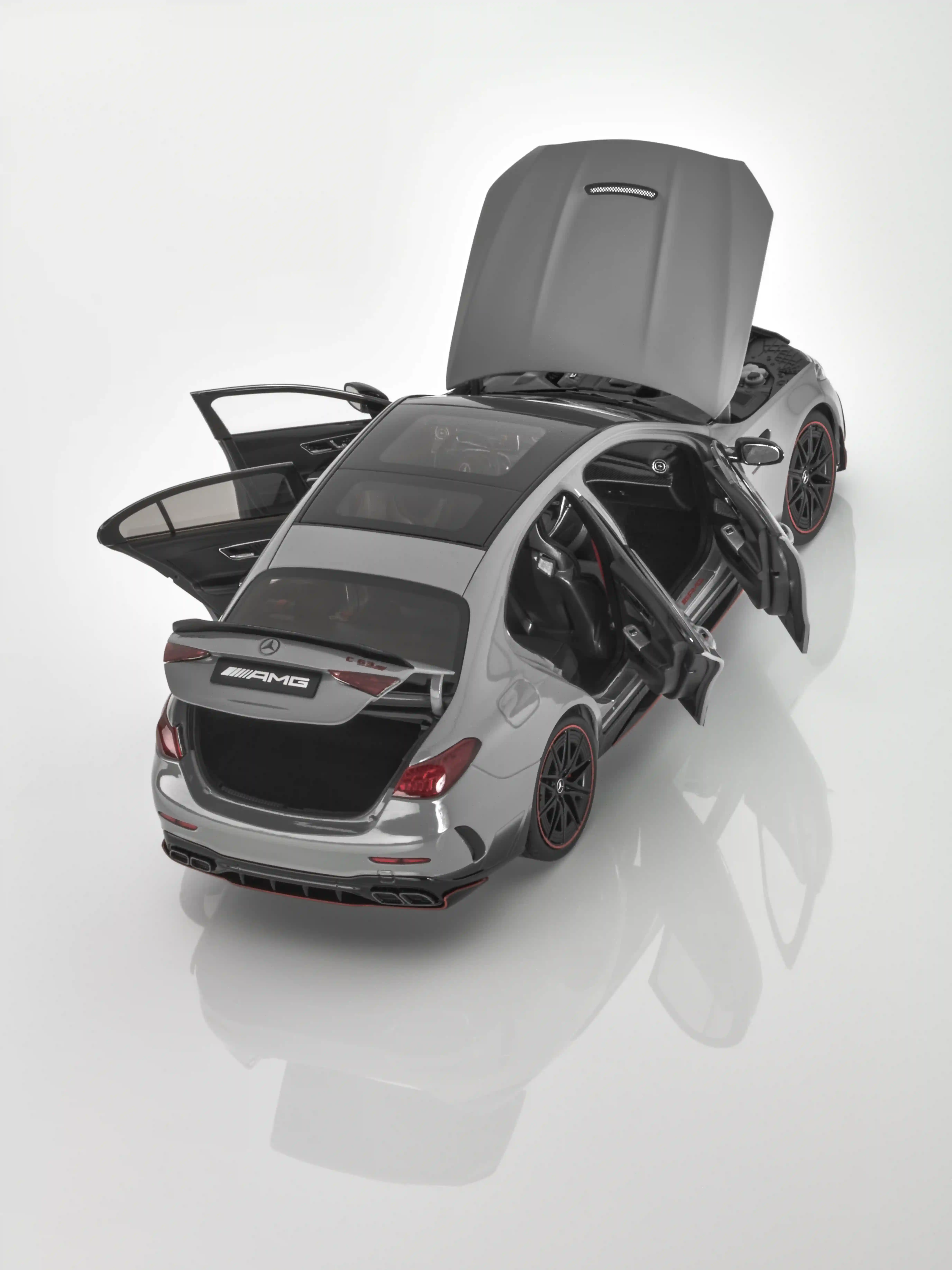 Modellauto: Mercedes-AMG C 63, W206, alpingrau, NZG, 1:18, B66961524 Modellauto: Mercedes-AMG C 63, W206, alpingrau, NZG, 1:18, B66961524