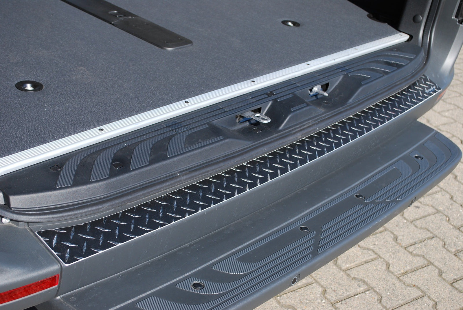 Ladekante für Sprinter 907/910