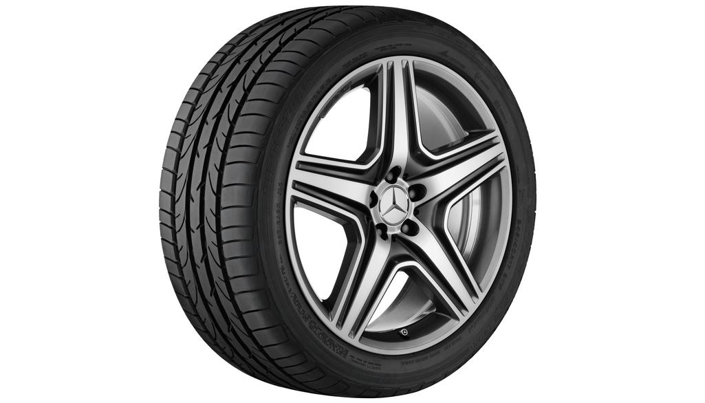 Cerchio AMG a 5 razze, 50,8 cm (20 pollici), lucido, Classe GL-GLS/ M-GLE, 265/45 R20/, grigio titanio, A16640122027X21 Cerchio AMG a 5 razze, 50,8 cm (20 pollici), lucido, Classe GL-GLS/ M-GLE, 265/45 R20/, grigio titanio, A16640122027X21