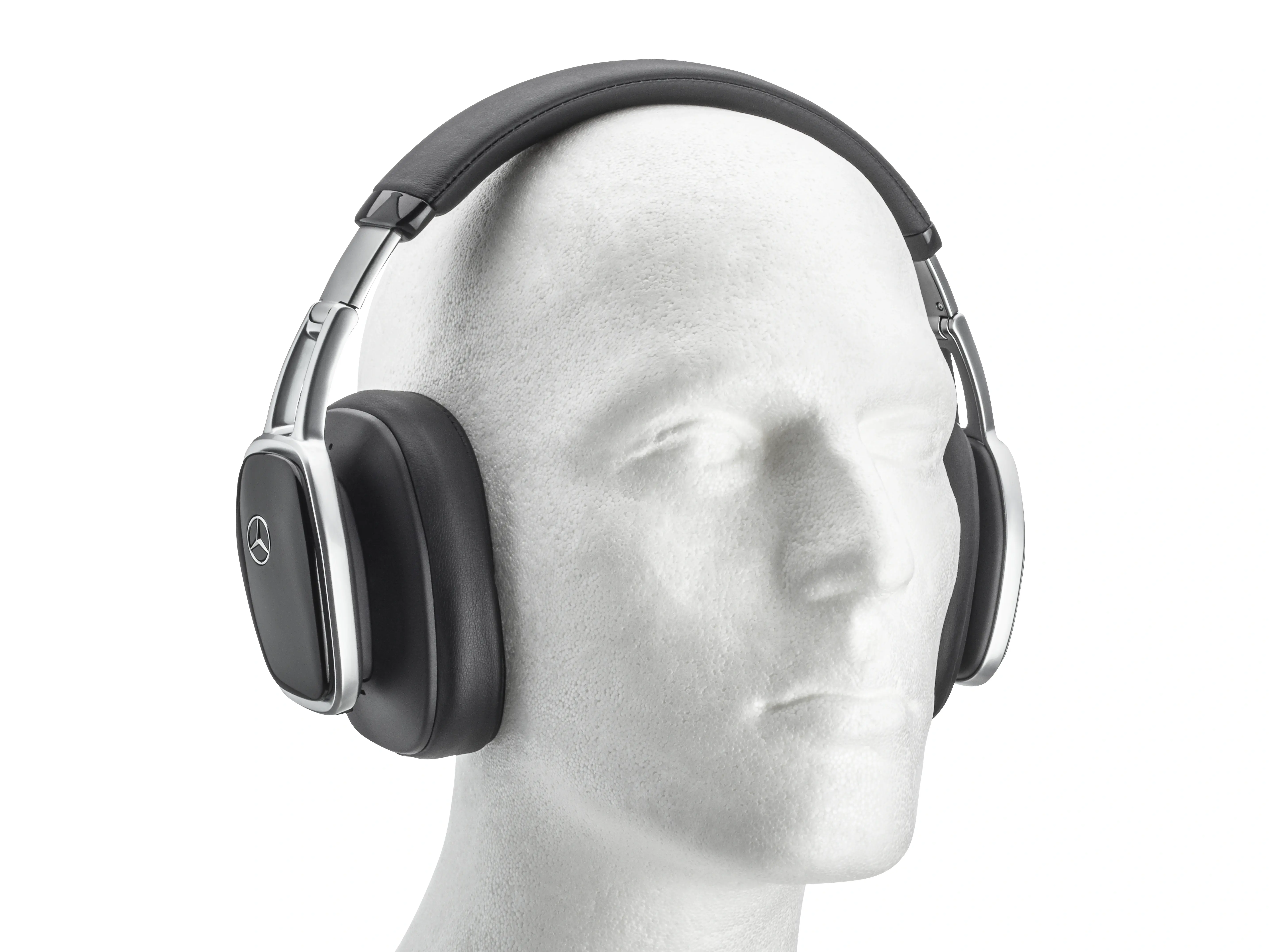 Over-Ear Kopfhörer, schwarz glänzend / schwarz seidenmatt / silver shadow, Aluminium / Kunststoff / Kunstleder, A2238208406